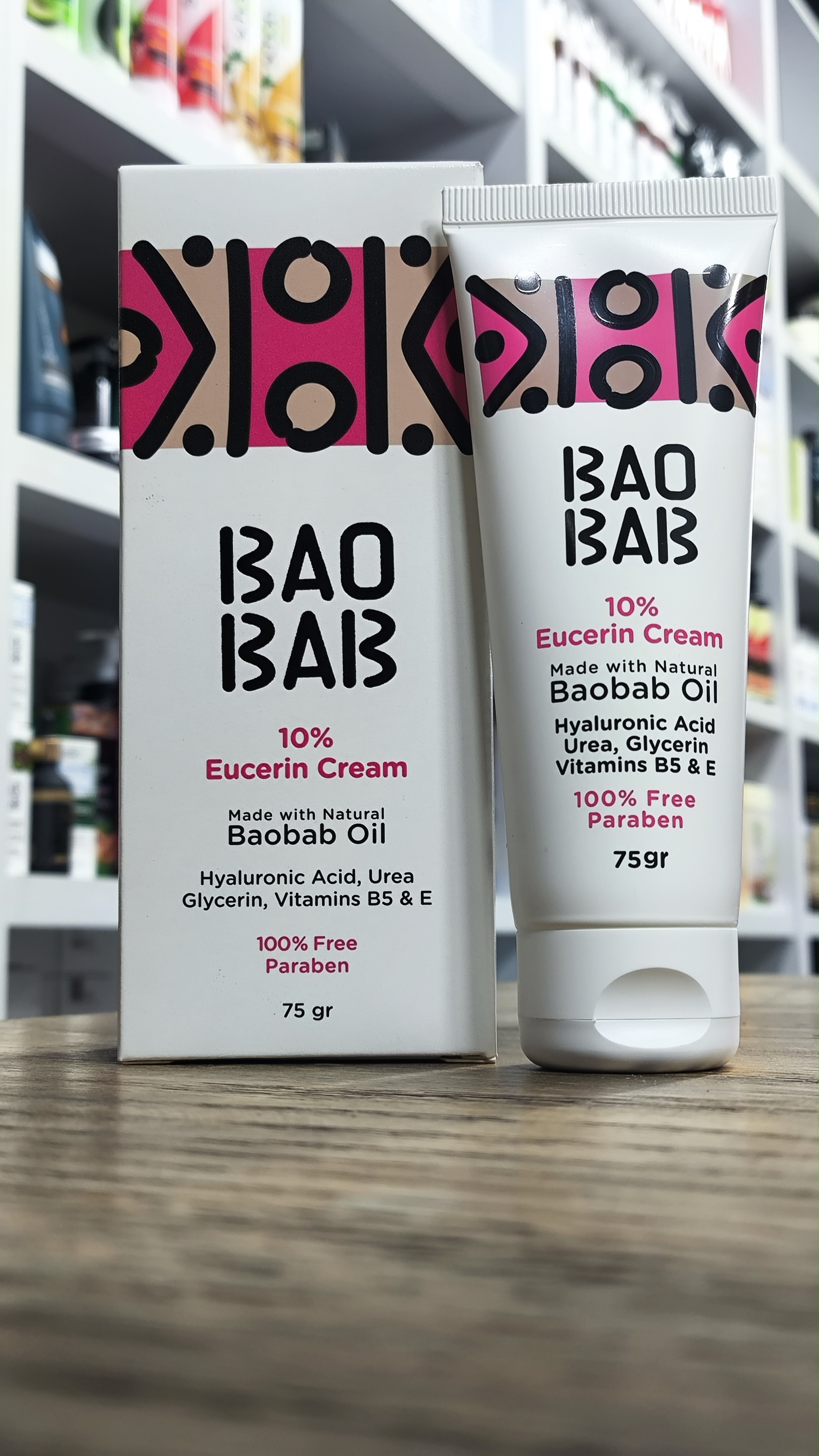کرم مرطوب کننده وآبرسان قوی دست باوباب اوسرین 10% مناسب پوست خیلی خشک و ترک خورده حجم 75 میلی لیتر