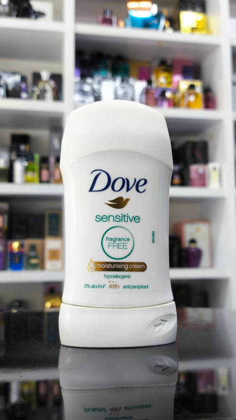مام صابونی ضد تعریق داوو Dove مدل sensitive حجم 40 میلی لیتر 48 ساعته داو