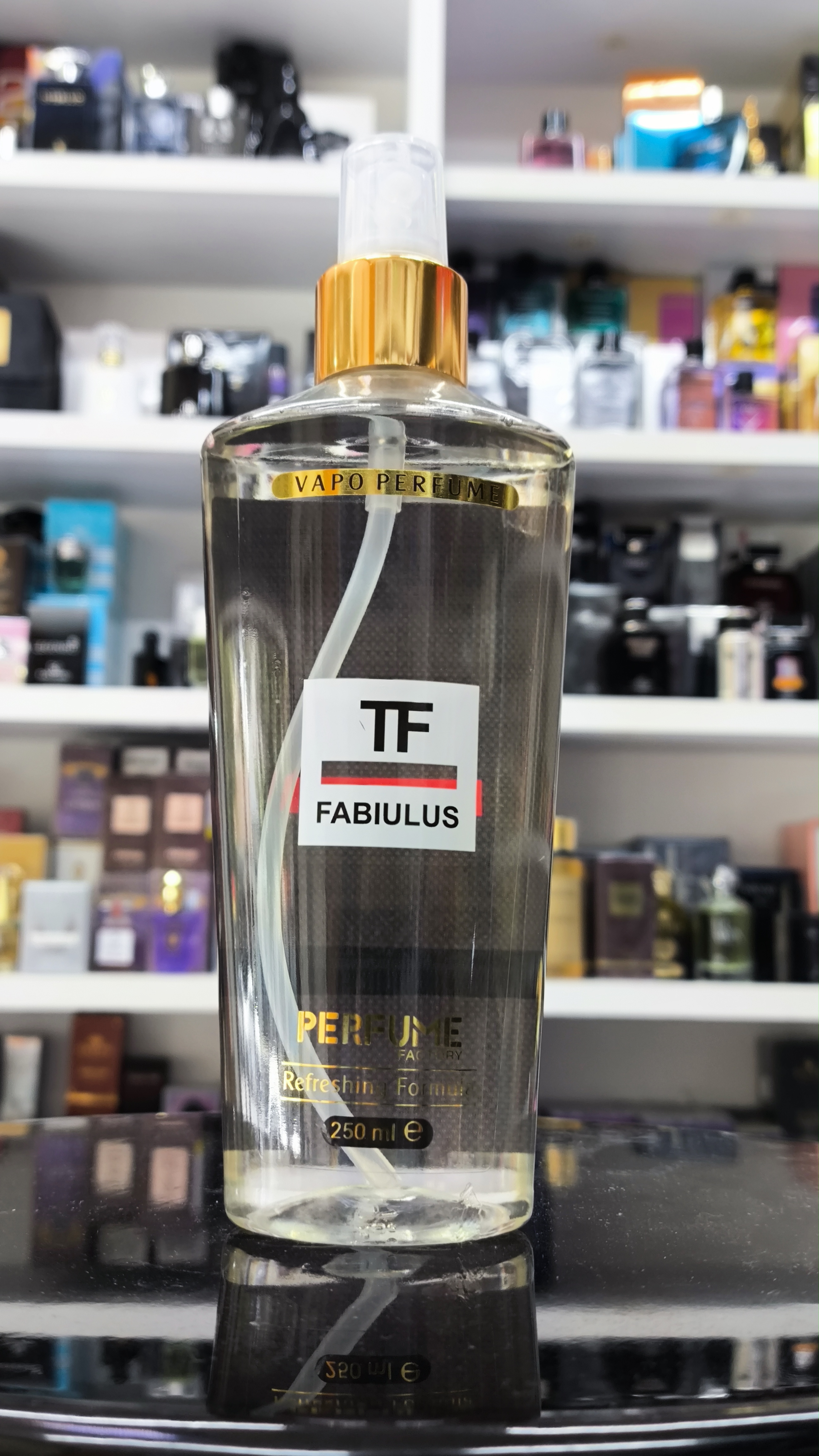 بادی اسپلش پرفیوم فکتوری رایحه تام فورد فاکینگ فبیولس tom ford fabiulus. حجم 250 میلی لیتر واپو پرفیوم