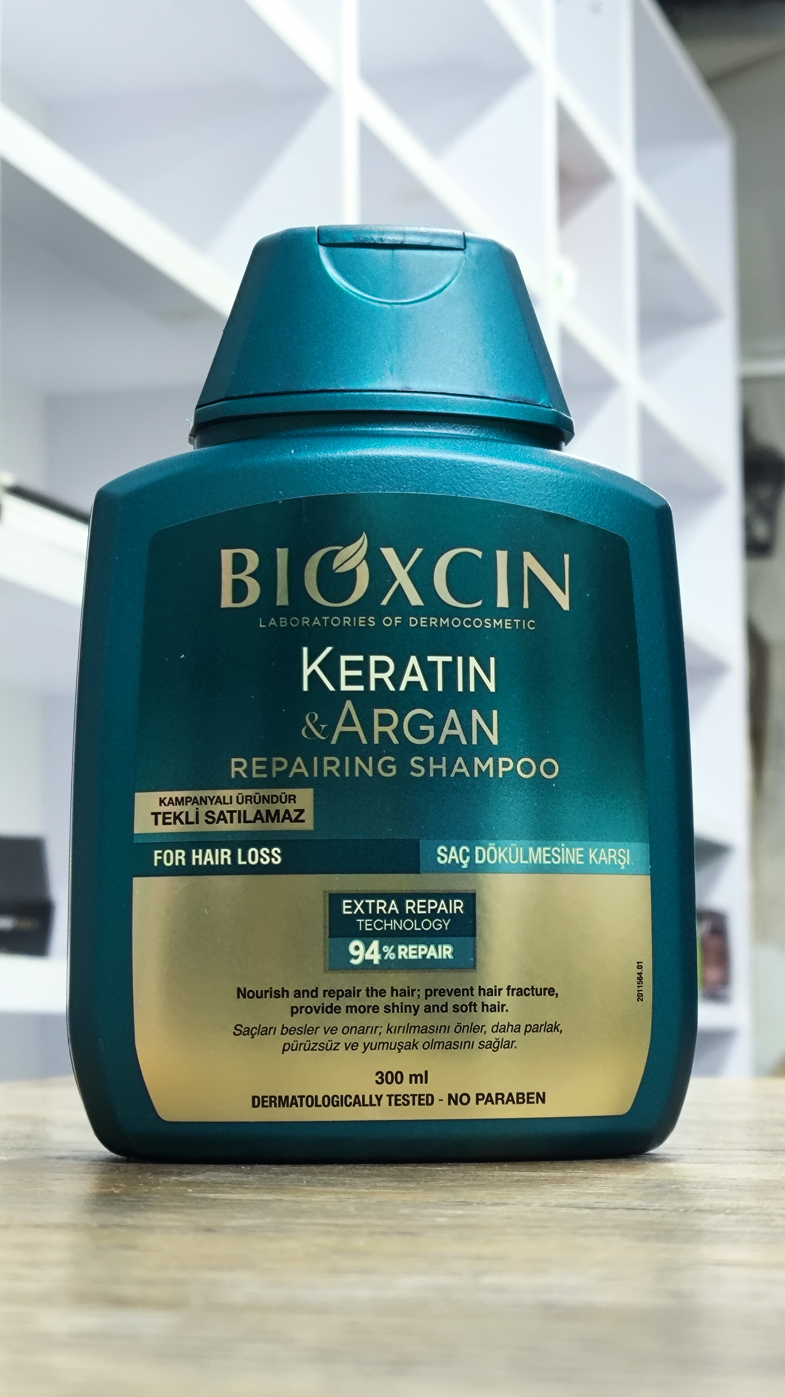 شامپو مو کراتین و آرگان بیوکسین BIOXCIN مناسب موهای شکننده و آسیب دیده حجم 300 میلی لیتر